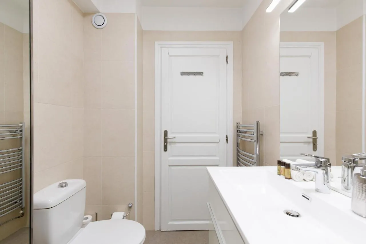 Apartment Phoenix Yourhosthelper Cannes France